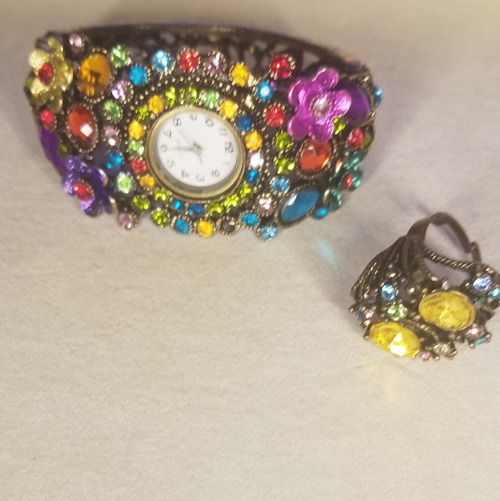 Colorful Crystal Watch - Picture 3 of 4